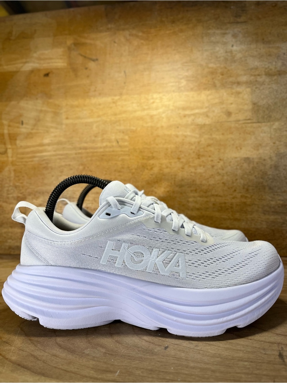 Hoka One One Bondi 8 REFLECTIVE Womens Size 7.5 Running Shoes Sneakers White